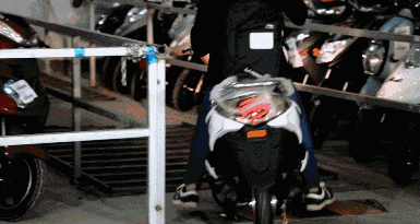 專(zhuān)業(yè)生產(chǎn)PVC護(hù)套、銅排、鋁排、新能源電池銅/鋁軟連接-人禾電子