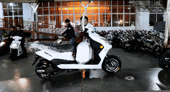 專(zhuān)業(yè)生產(chǎn)PVC護(hù)套、銅排、鋁排、新能源電池銅/鋁軟連接-人禾電子